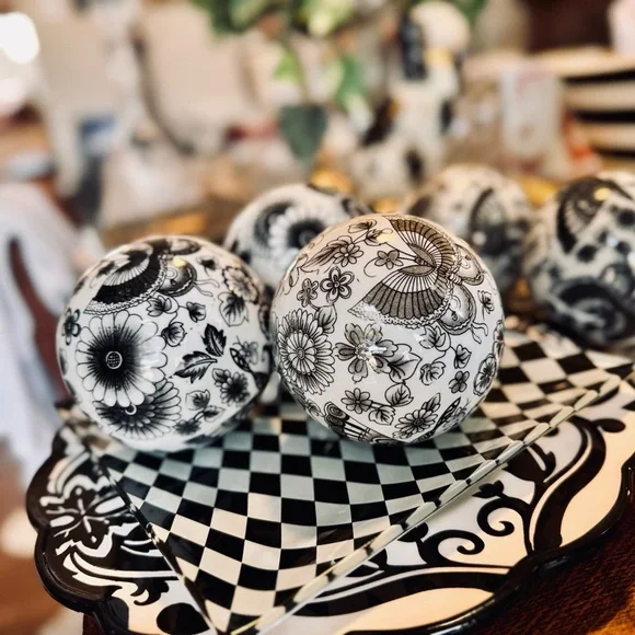 Elegant Chinoiserie Porcelain Ceramic Ball Black & White Carpet Balls Home Decor - Picture 3 of 16